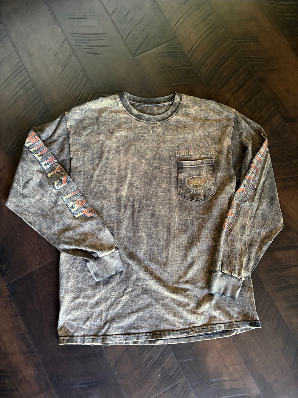 Vintage Mineral-Wash Long Sleeve Pocket Tee - Gray